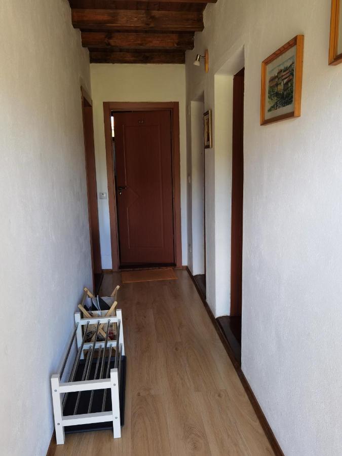 Guest House Yana Tŭrkasheni Esterno foto