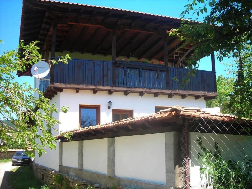 Guest House Yana Tŭrkasheni Esterno foto