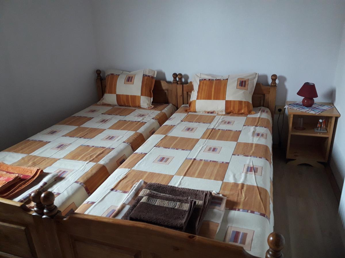 Guest House Yana Tŭrkasheni Esterno foto